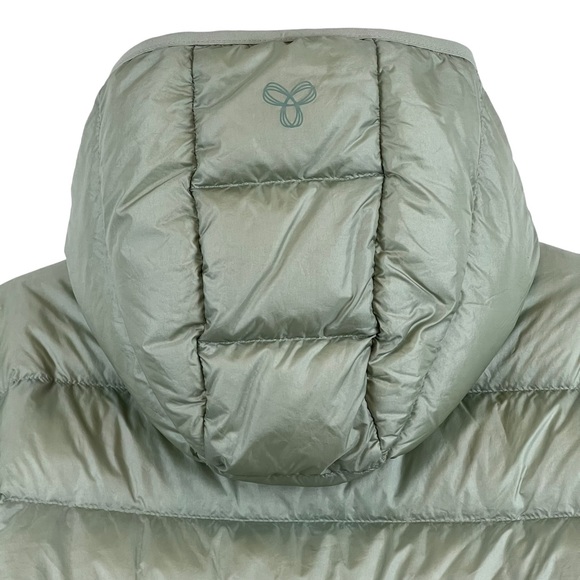 Aritizia | TNA | The New Little Puff | Size Large | Green | Packable | Hooded - Picture 10 of 12